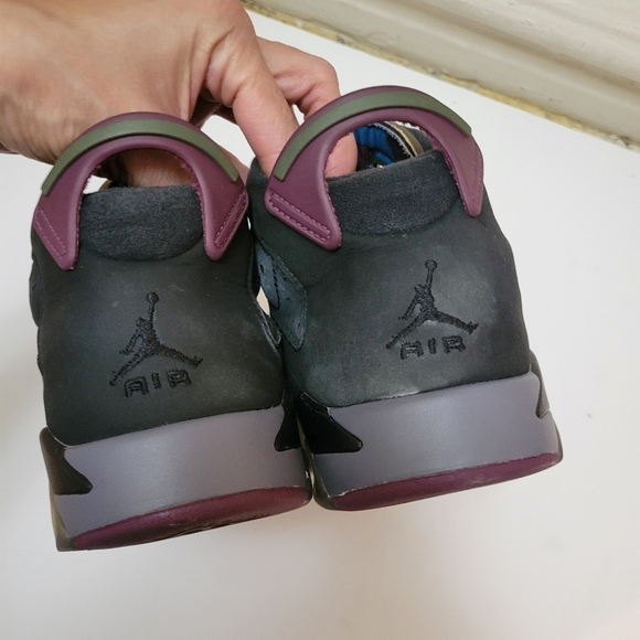 Air Jordan's 6 Retro Bordeaux Sneakers EUC - Picture 3 of 8